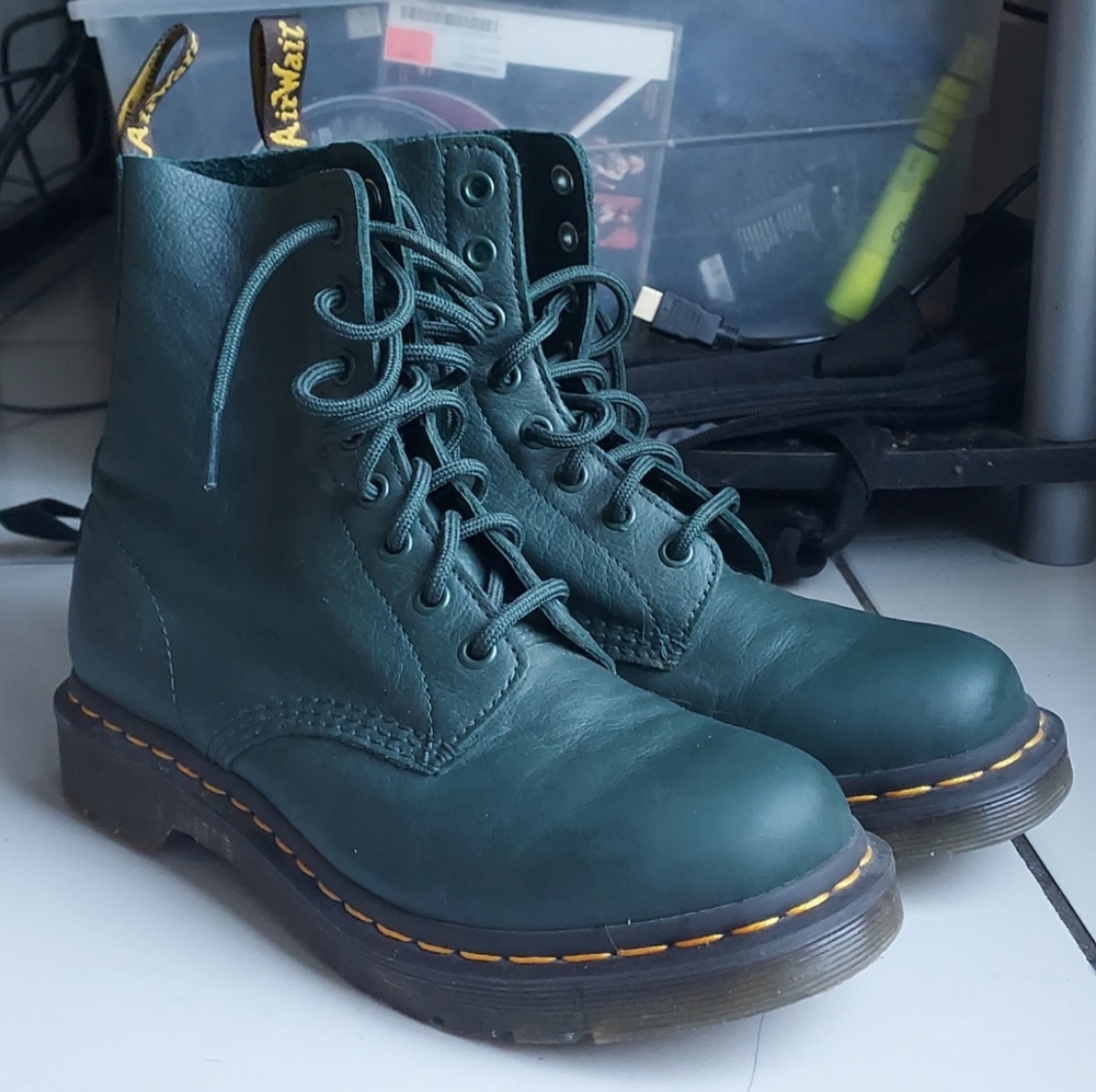 Dr. Martens "The Original"